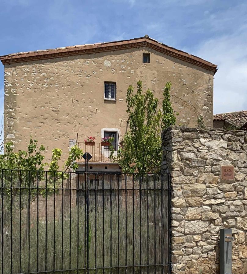 Gasthaus Menta Rural Sant Pere Sallavinera Exterior foto